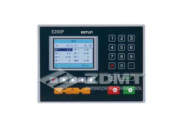 E200.jpg E200.jpg
